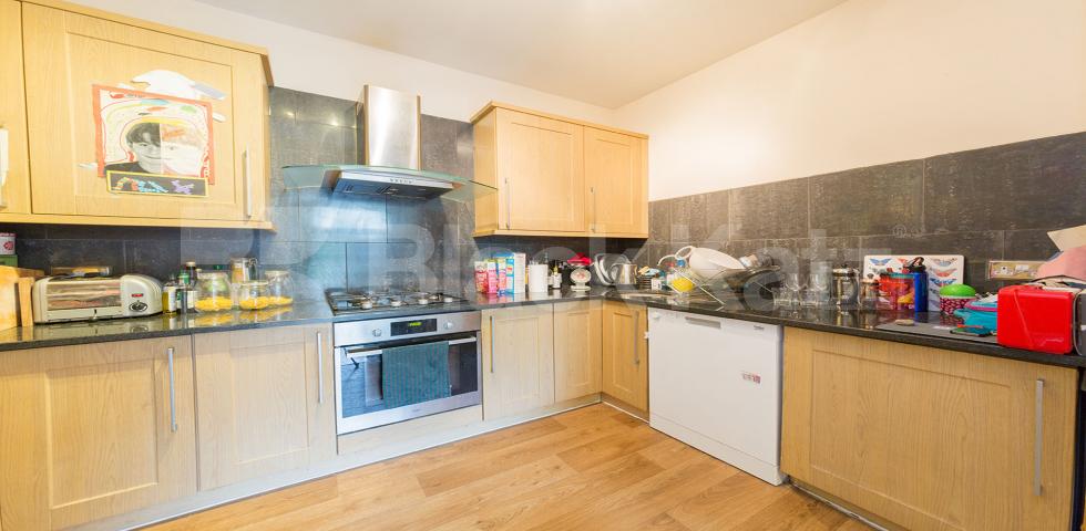 			2 Bedroom, 1 bath, 1 reception Ground Floor Flat			 Crouch Hill, Crouch End